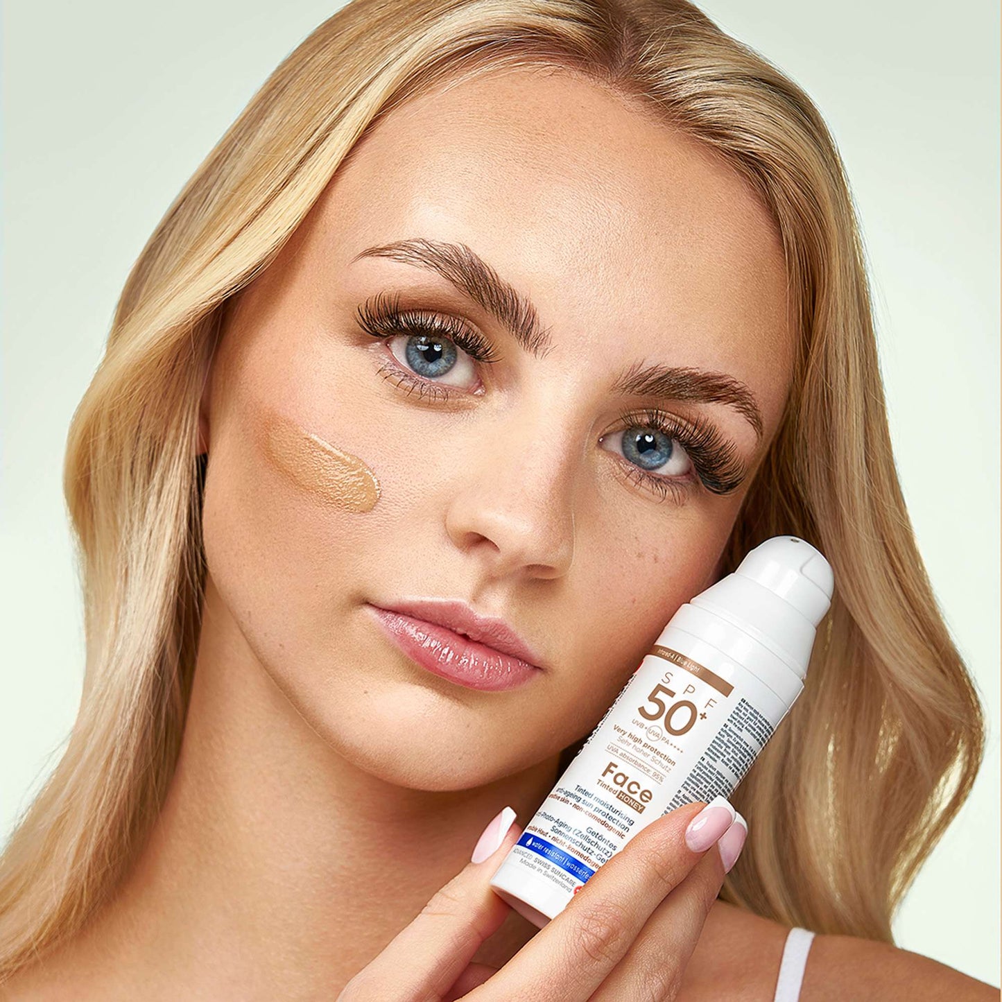 Ultrasun Face  Anti-Age SPF 50+ Tinted Honey 50ml - Additional 3