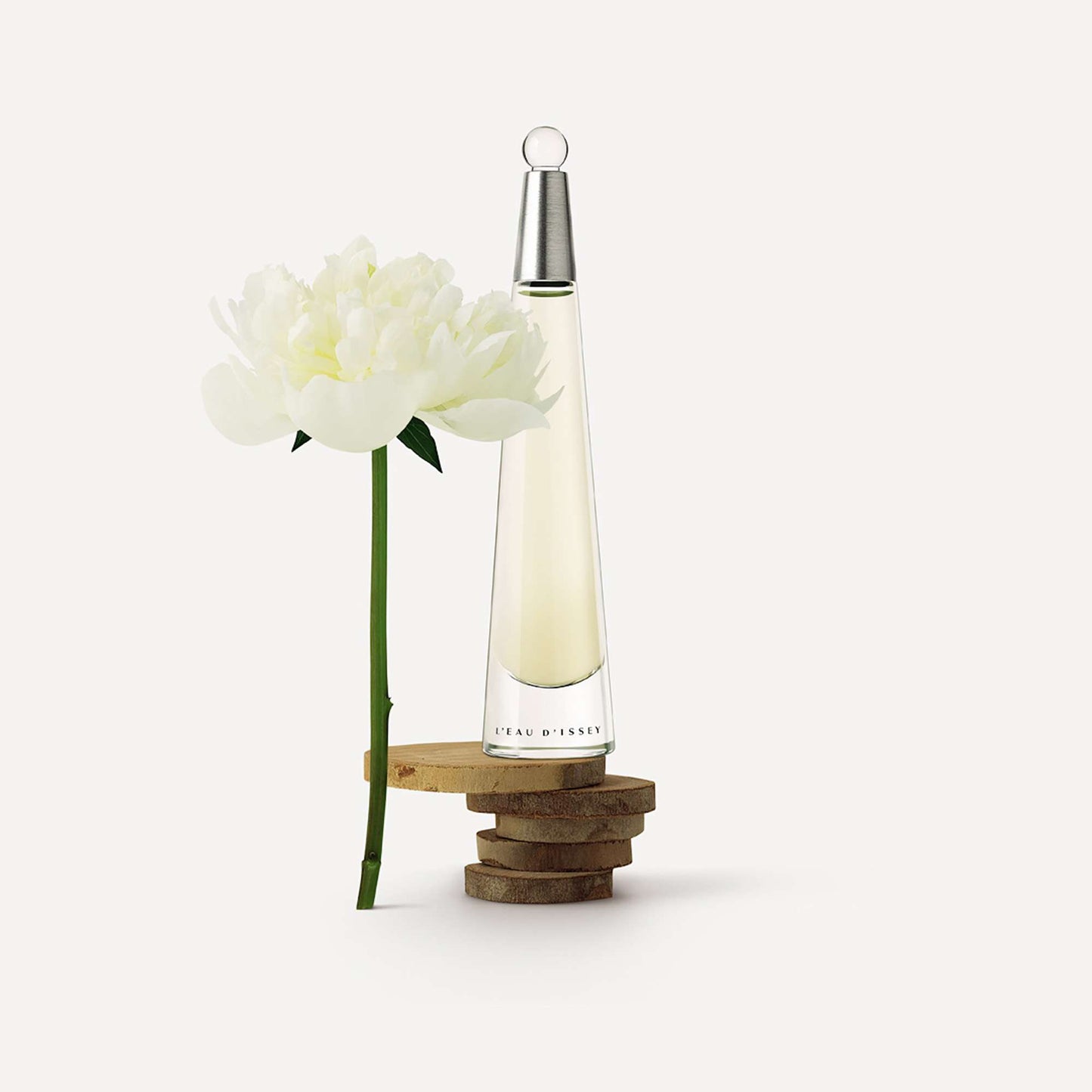 Issey Miyake L'Eau d'Issey Eau de Parfum Spray 50ml - Additional 2