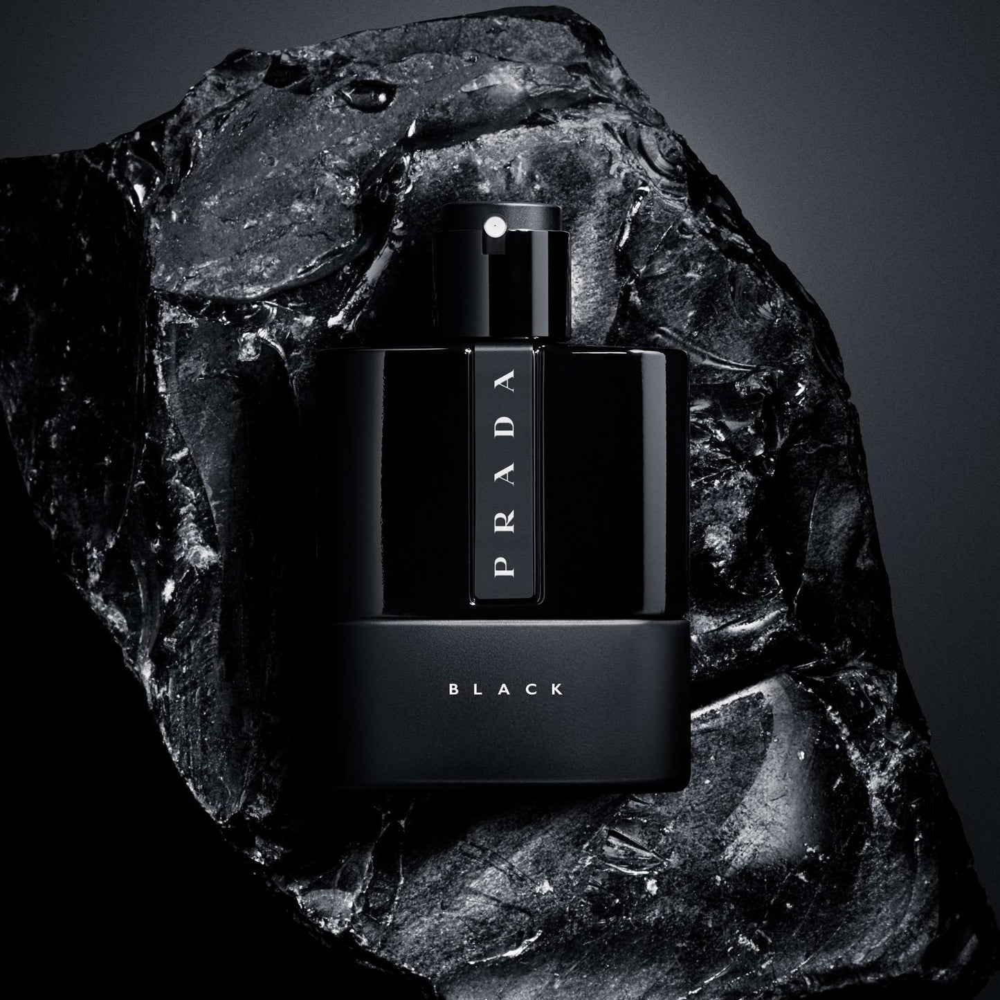 Prada Luna Rossa Black Eau de Parfum Spray 100ml - Additional 4