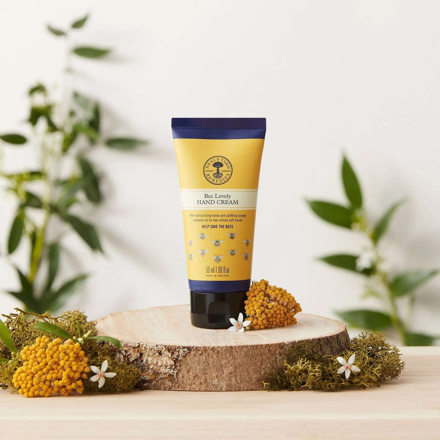 Neal's Yard Remedies Hand Care Bee Lovely Hand Cream 50ml - Additional 1