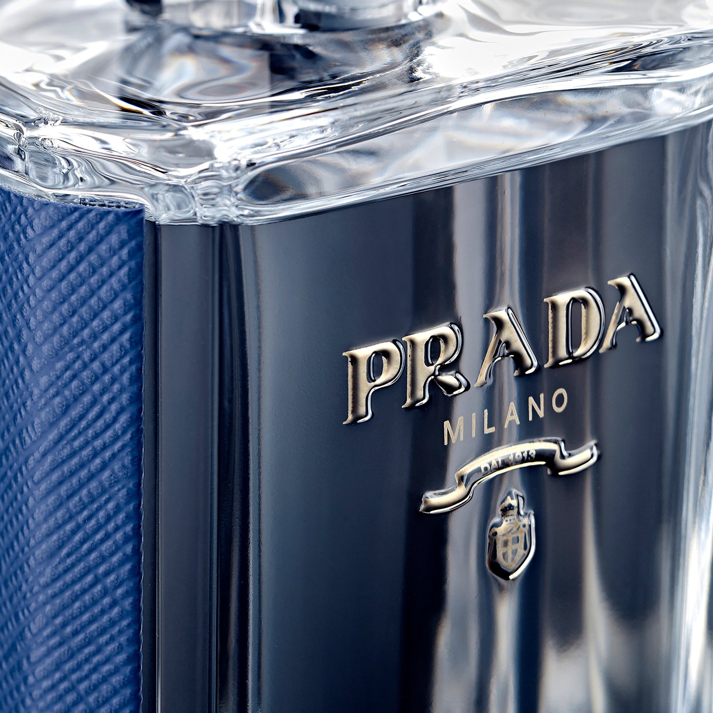 Prada L'Homme L'Eau Eau de Toilette Spray 150ml - Additional 3