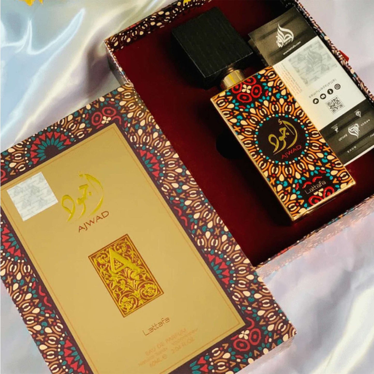 Lattafa Ajwad Eau de Parfum Spray 60ml - Additional 3