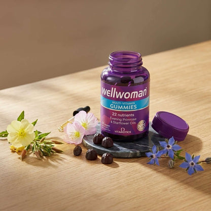 Vitabiotics Wellwoman Multi-Vitamin Natural Berry Flavour Vegan Gummies x 60 - Additional 1