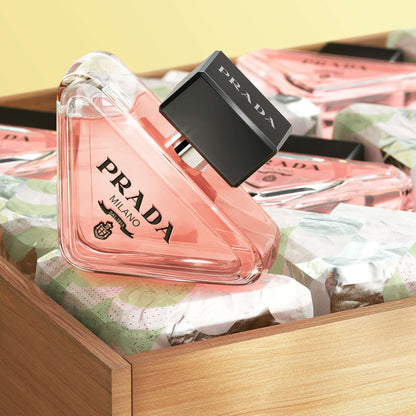 Prada Paradoxe Eau de Parfum Spray 50ml Gift Set - Additional 1