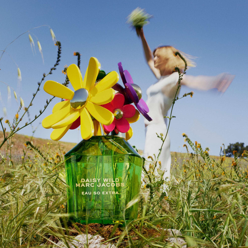 Marc Jacobs Daisy Wild Eau So Extra Eau de Parfum Spray 50ml (Launch 15/7/2026) - Additional 3